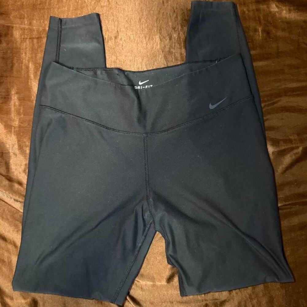 Nike dri fit leggings